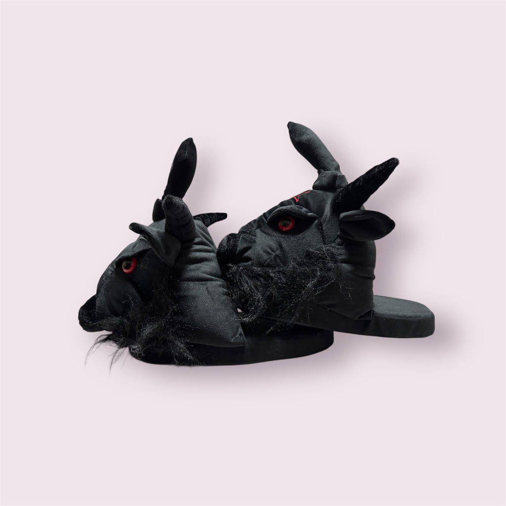Pantuflas de Baphumet Rojas