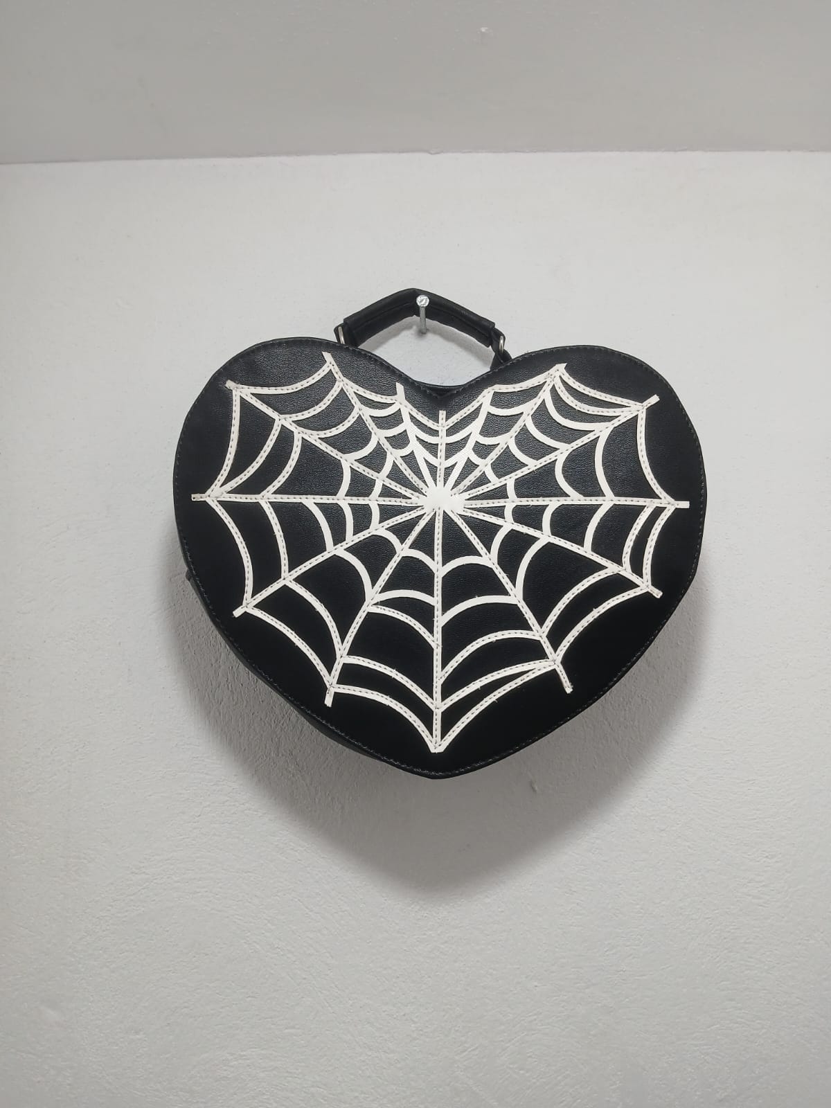 Heart Web White | Bolso Alternativo Gótico