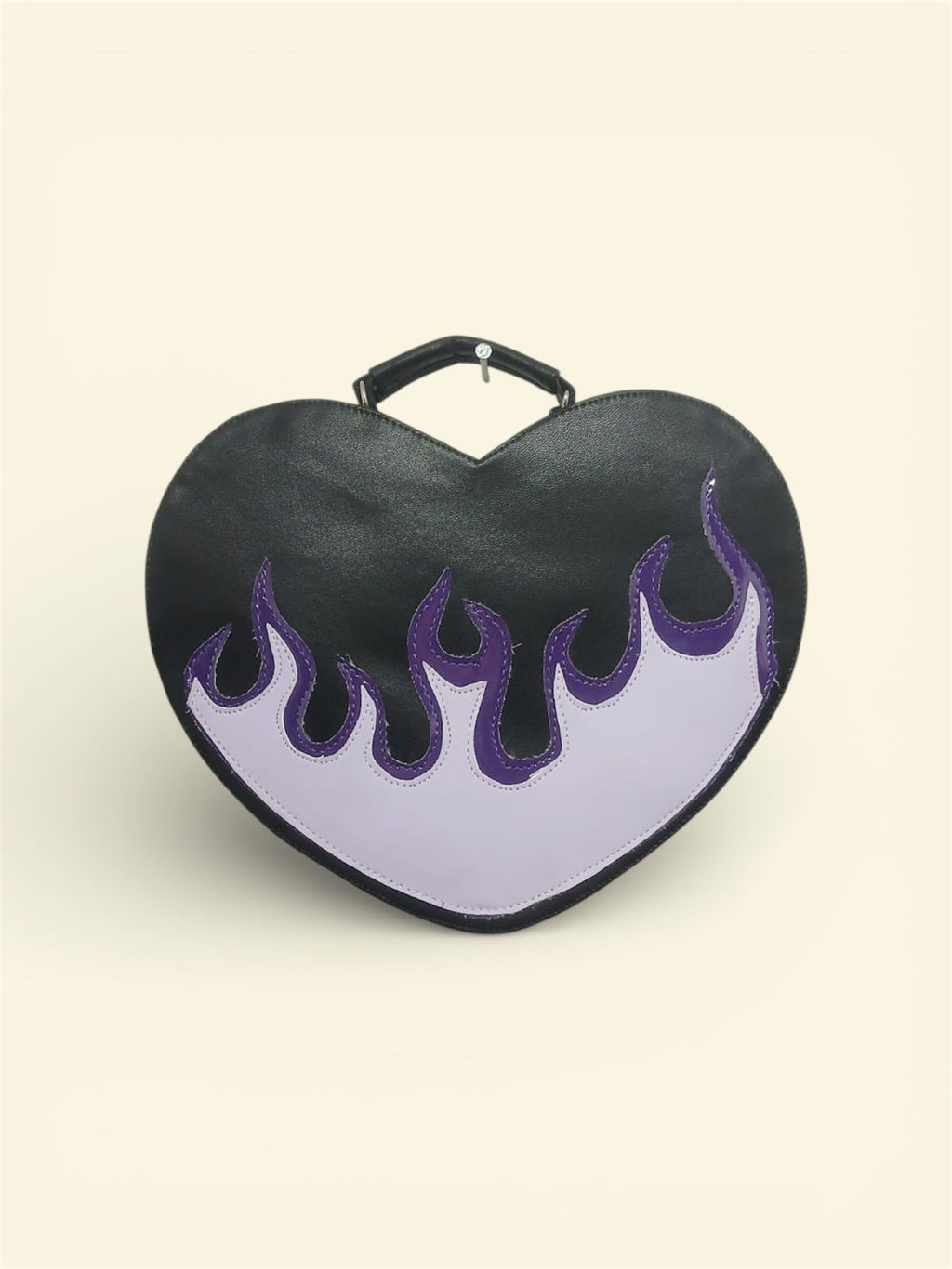 Bolso Corazón Flamas | Bolso Alternativo Estilo Dark